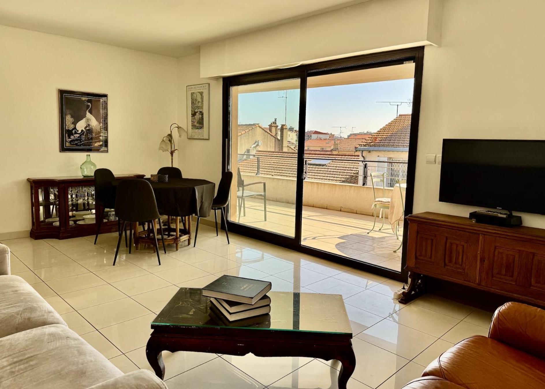Spacious Luxury Apt, 12 Min Walk To Croisette Beach And Conf Centre Канни Екстер'єр фото
