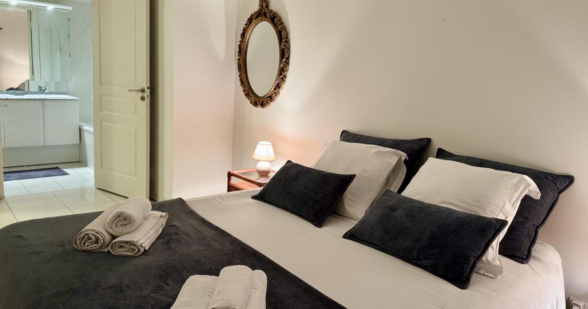 Spacious Luxury Apt, 12 Min Walk To Croisette Beach And Conf Centre Канни Екстер'єр фото