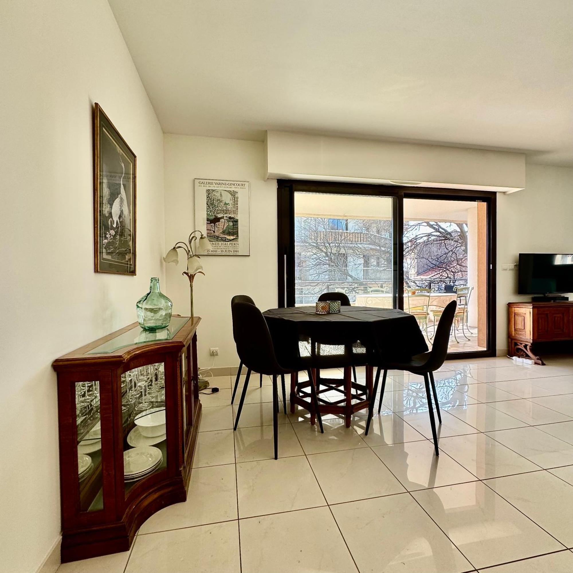 Spacious Luxury Apt, 12 Min Walk To Croisette Beach And Conf Centre Канни Екстер'єр фото